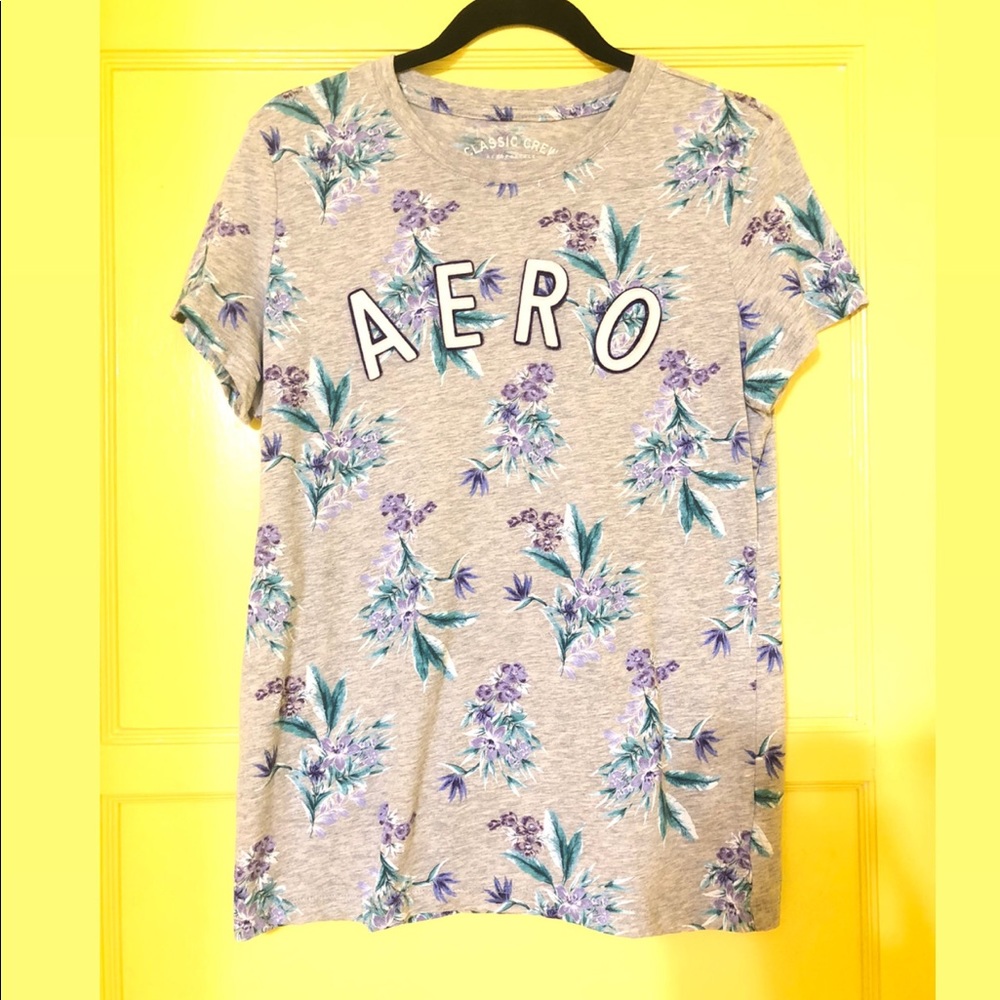 Aeropostale Gray Floral Classic Crew